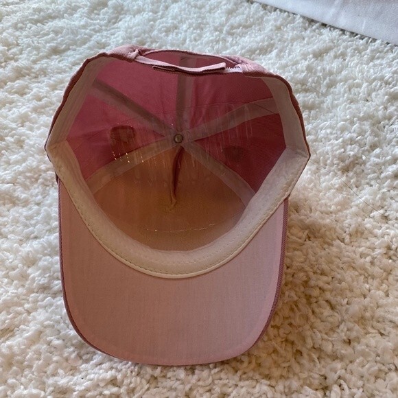 Children's Ball Cap. Light Purple. One Size. Bear Design. Adjustable Velcro. - Picture 4 of 8